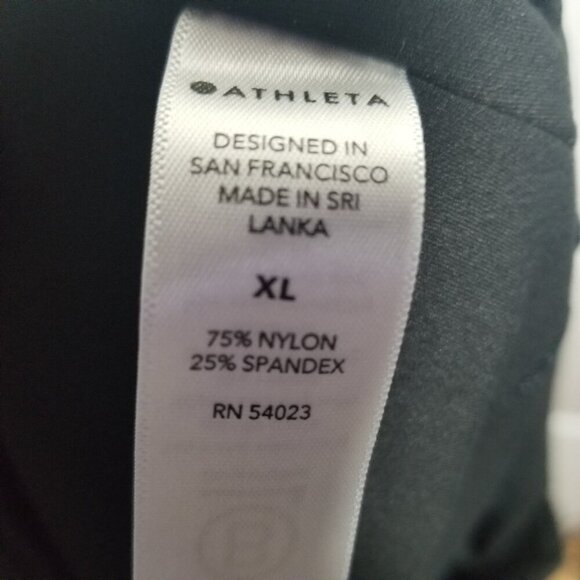 Athleta Elation Women's Black Capri SzXL - Picture 5 of 5